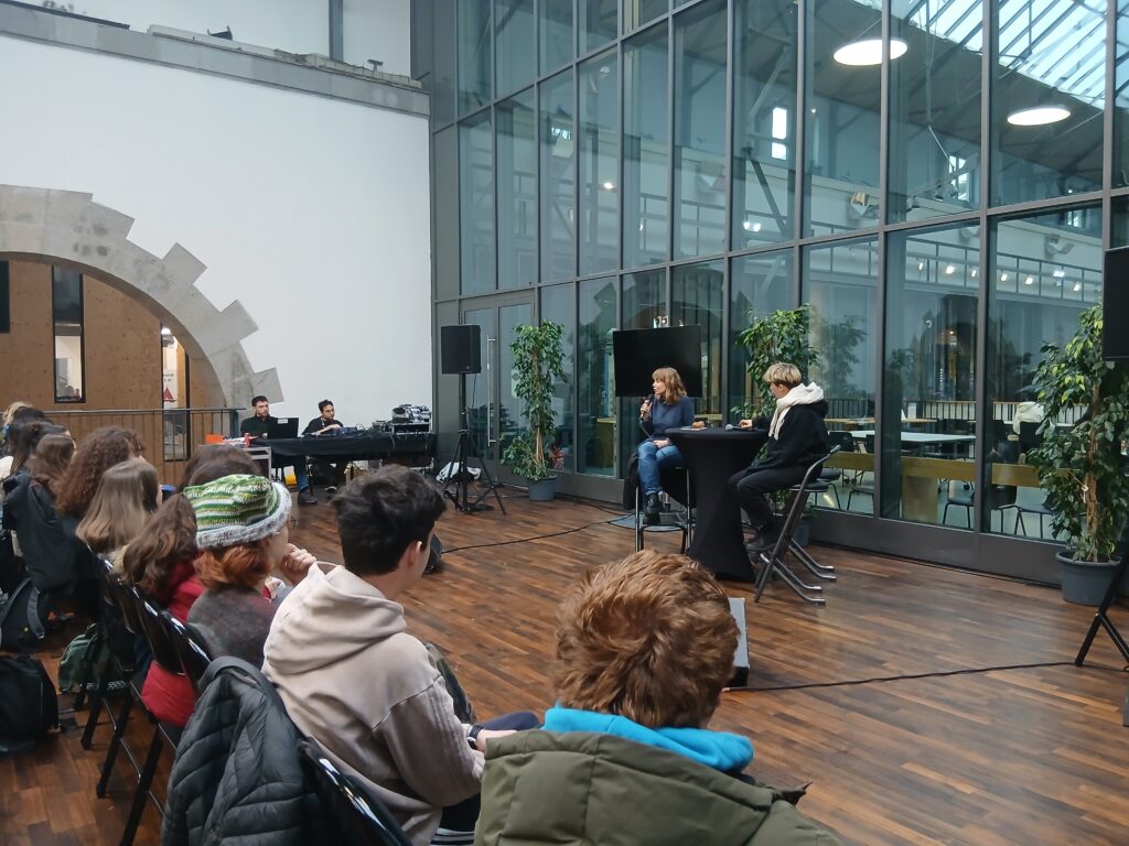 RadioBoss : Longueur d'Ondes